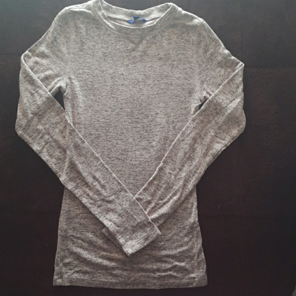 Long sleeve basic top